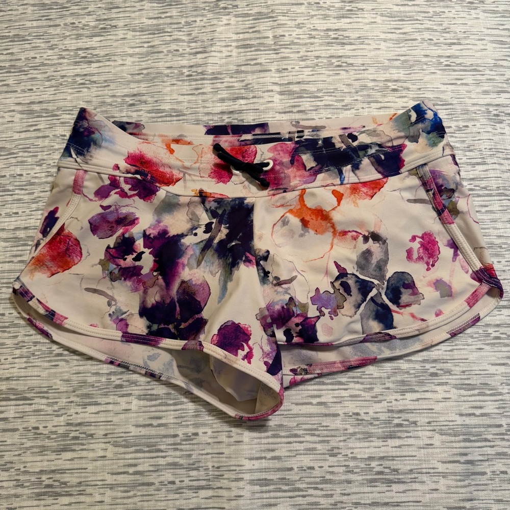 Athleta Women Floral Watercolor Swim Board Shorts White Purple Pink Small